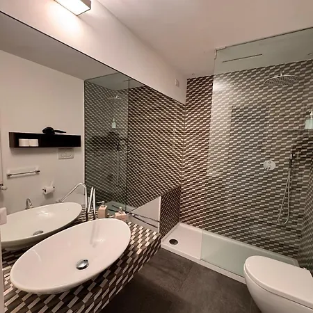 Apartment Residenza Labicana Few Steps From Colosseum